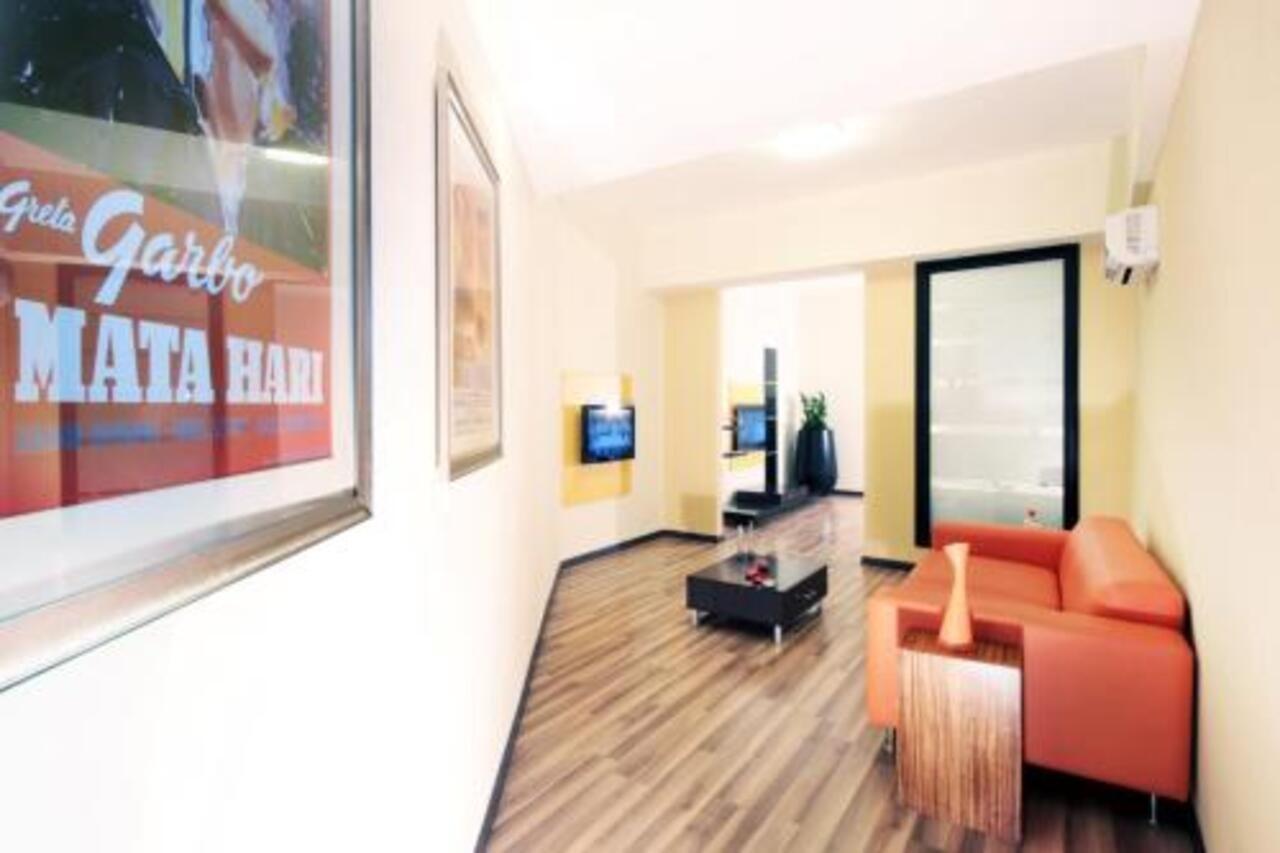 Aparthotel Chrome -