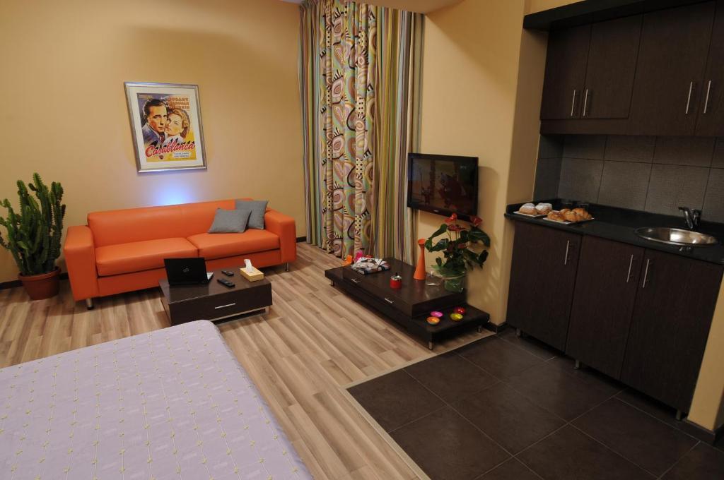 Chrome - Aparthotel 4*